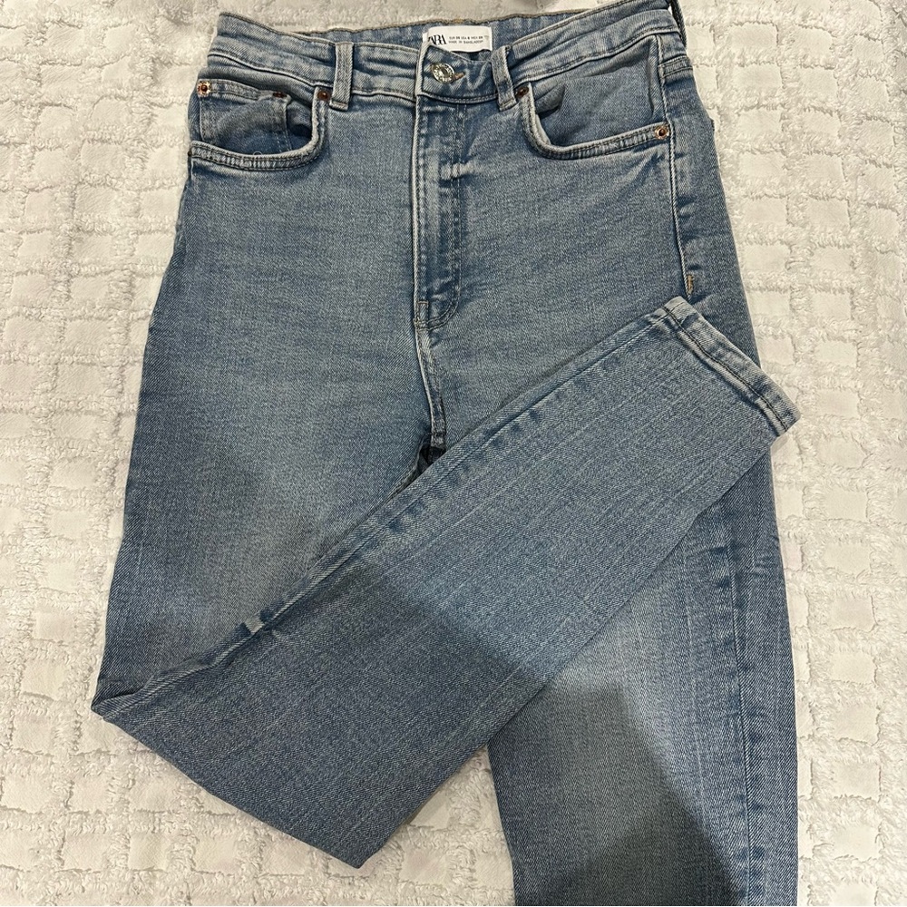 Zara light blue skinny jeans